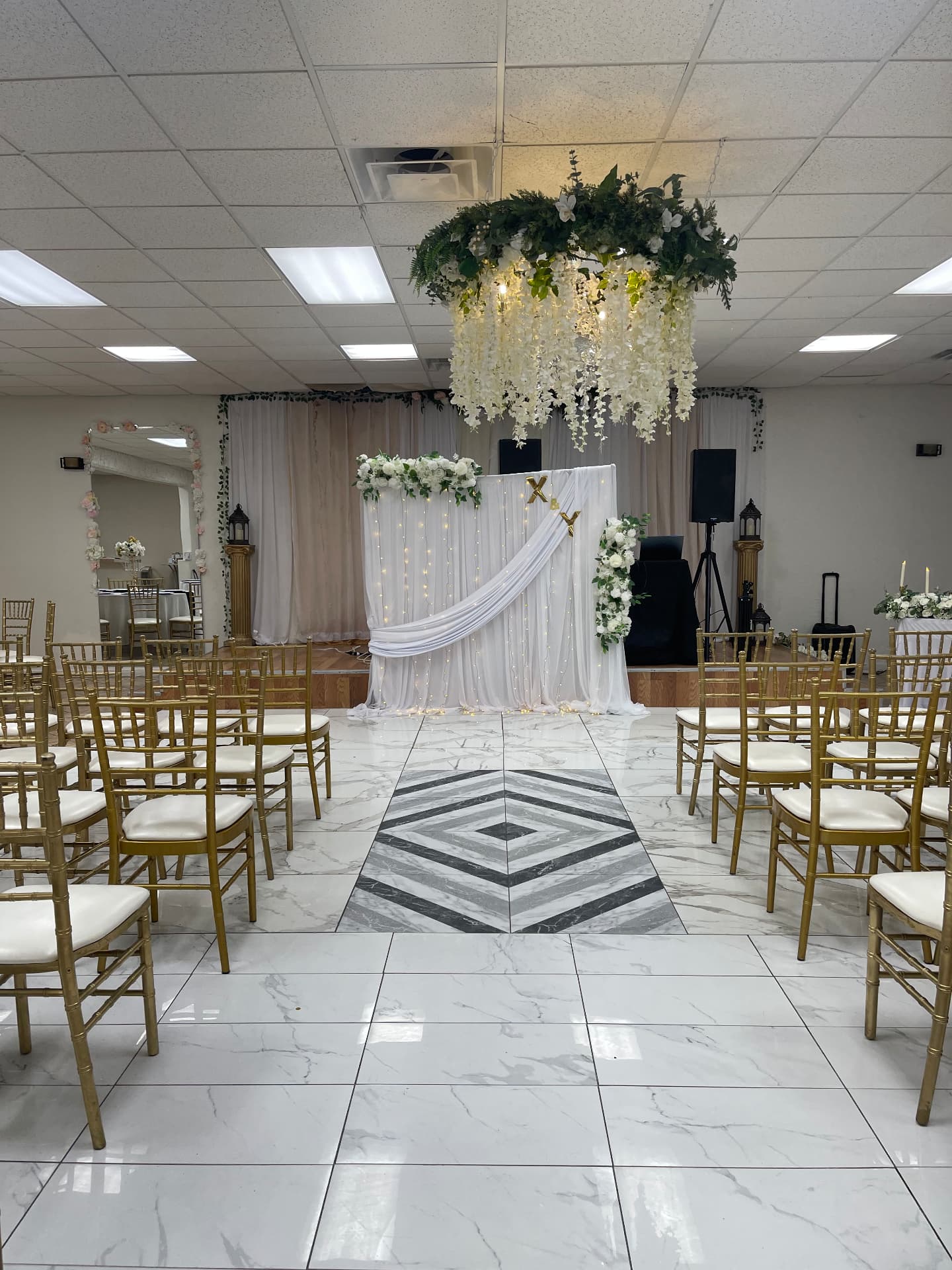 Event at Salon Avalon 8