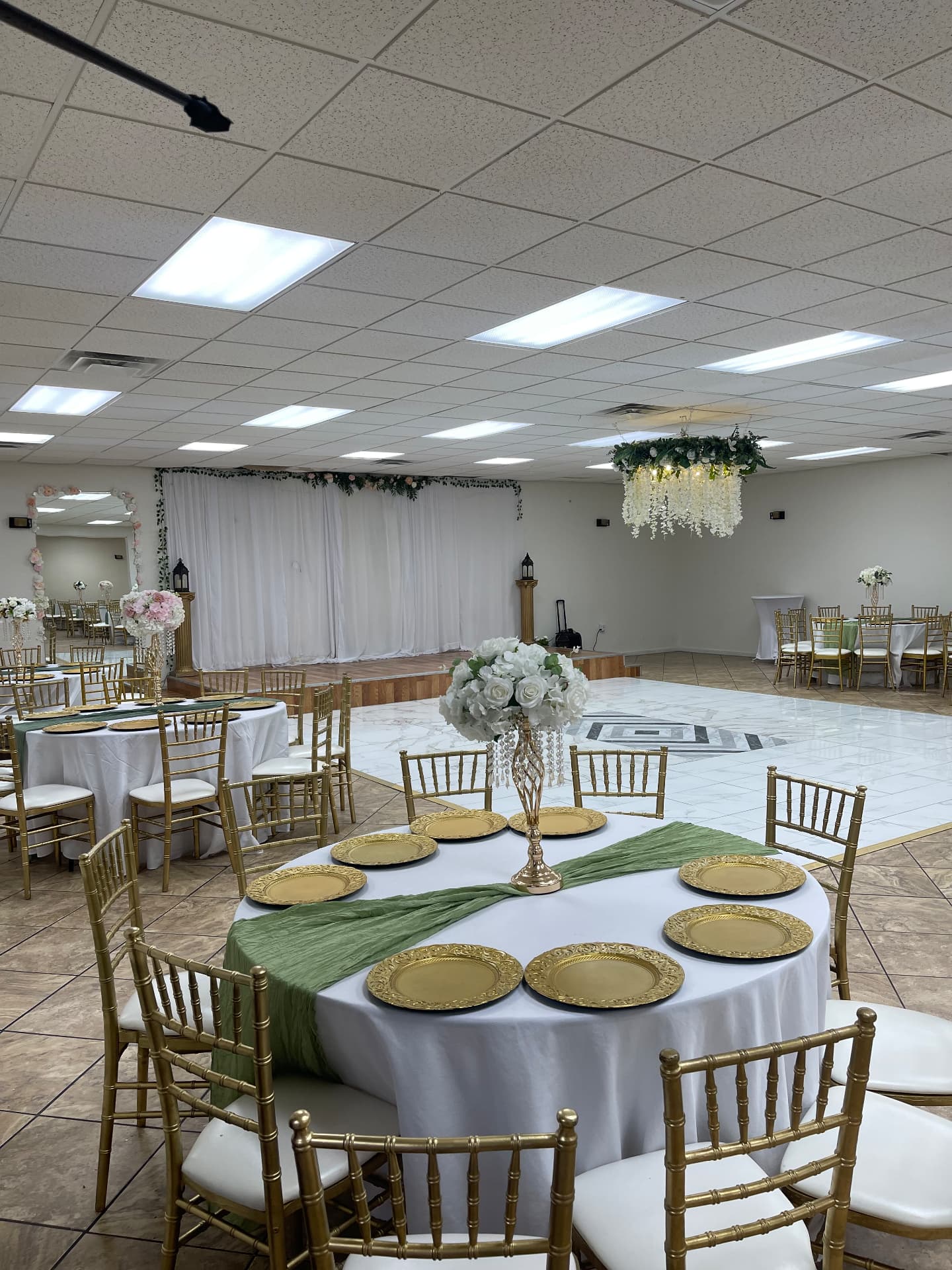 Event at Salon Avalon 3
