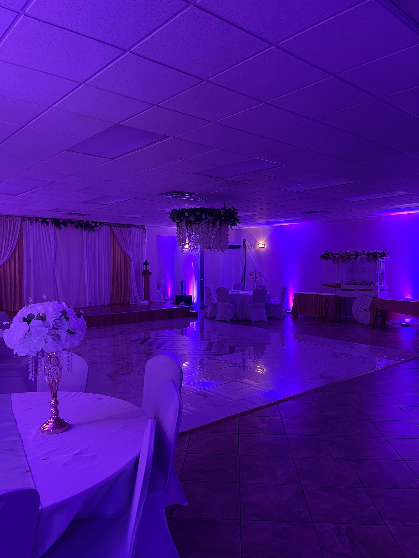 Event at Salon Avalon 10